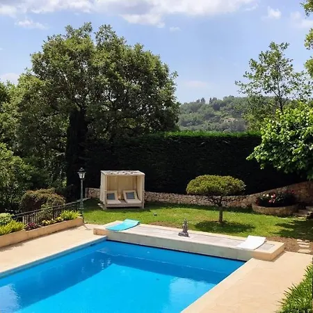 Loup Castel Boutique * Le Bar-sur-Loup