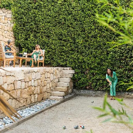 Bed & Breakfast Loup Castel Boutique